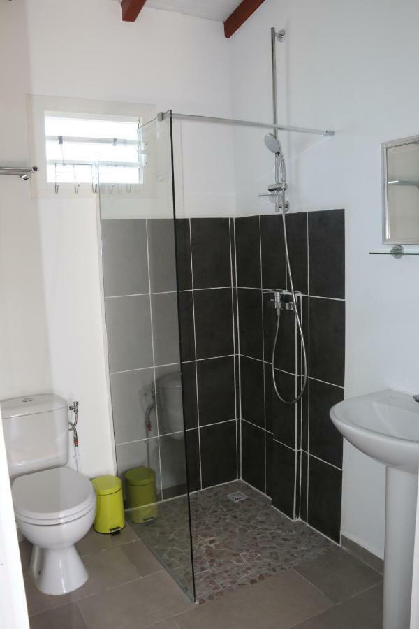 L'Alizee & Spa Jacuzzi Privatif Haut De Gamme Sainte-Rose Exterior foto